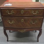 480 1527 CHEST OF DRAWERS